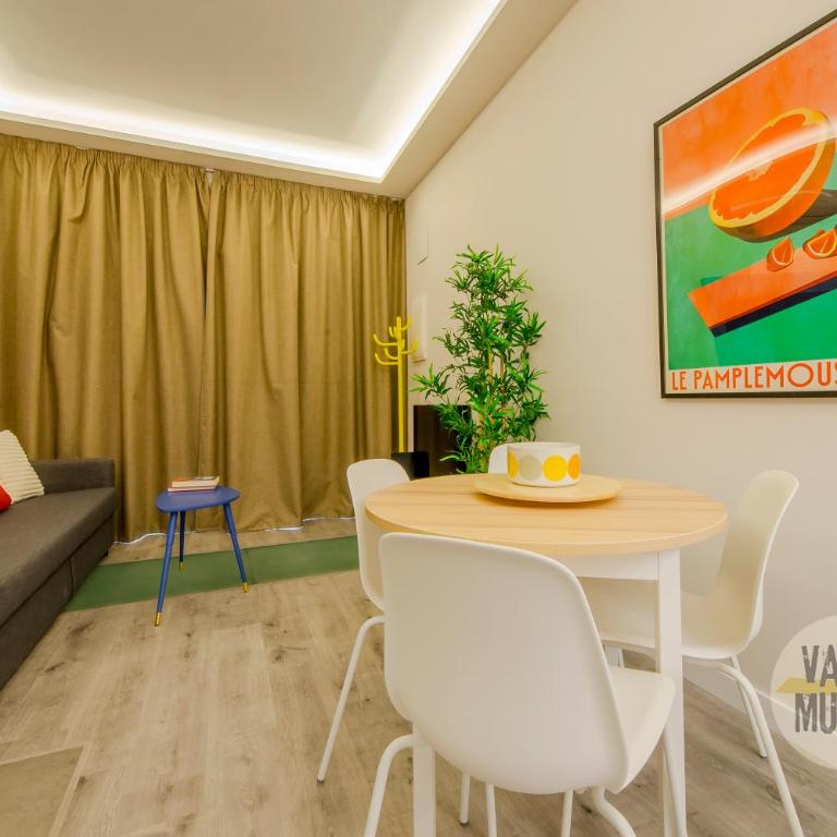 Magnífico Apartamento para 8pax en Calle Santa Ana - Three-Bedroom Apartment - 3