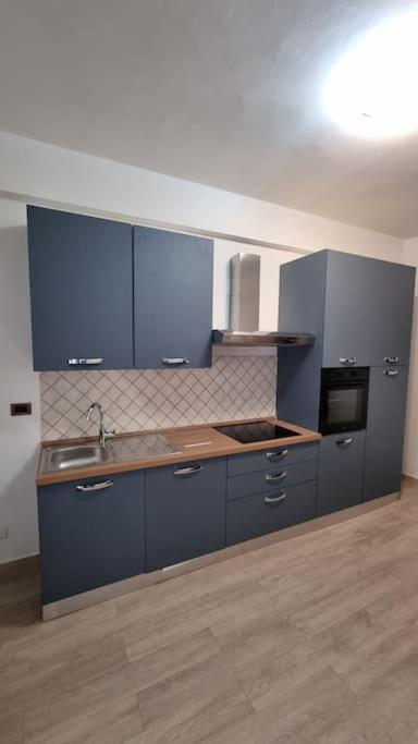 La casa sul viale - Appartamento con 2 Camere da Letto - 4