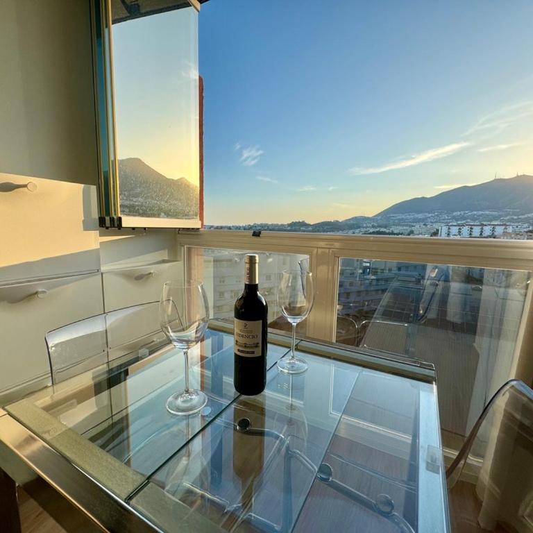 Estudio con bonitas vistas en Gamonal, Benalmádena - Estudio Deluxe con cama grande - 2