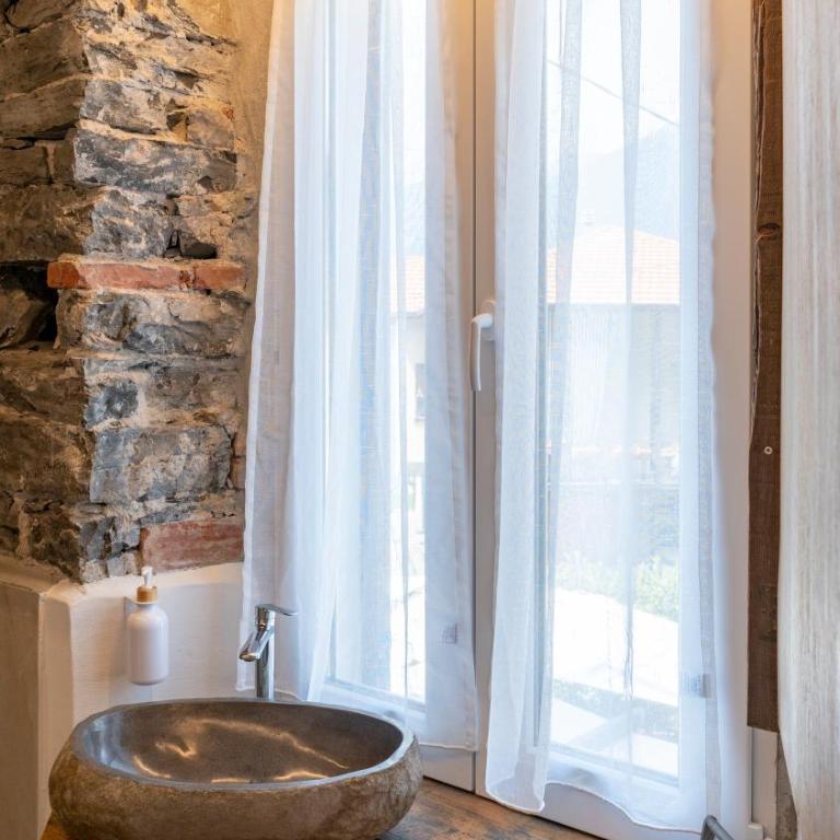 Salice DiVino - Camera Matrimoniale con Bagno Privato - 12