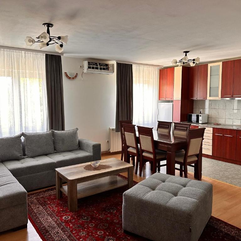 Helena apartment - Apartman sa 2 Spavaće Sobe i Terasom - 1