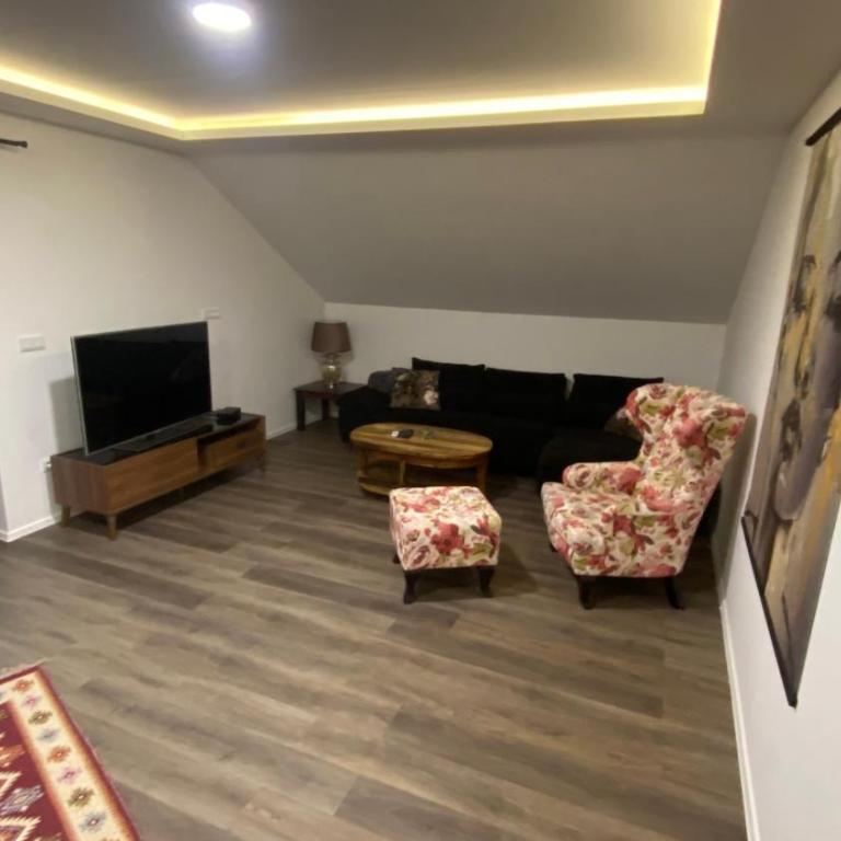 Cityview Holiday - Two-Bedroom Apartment - 6