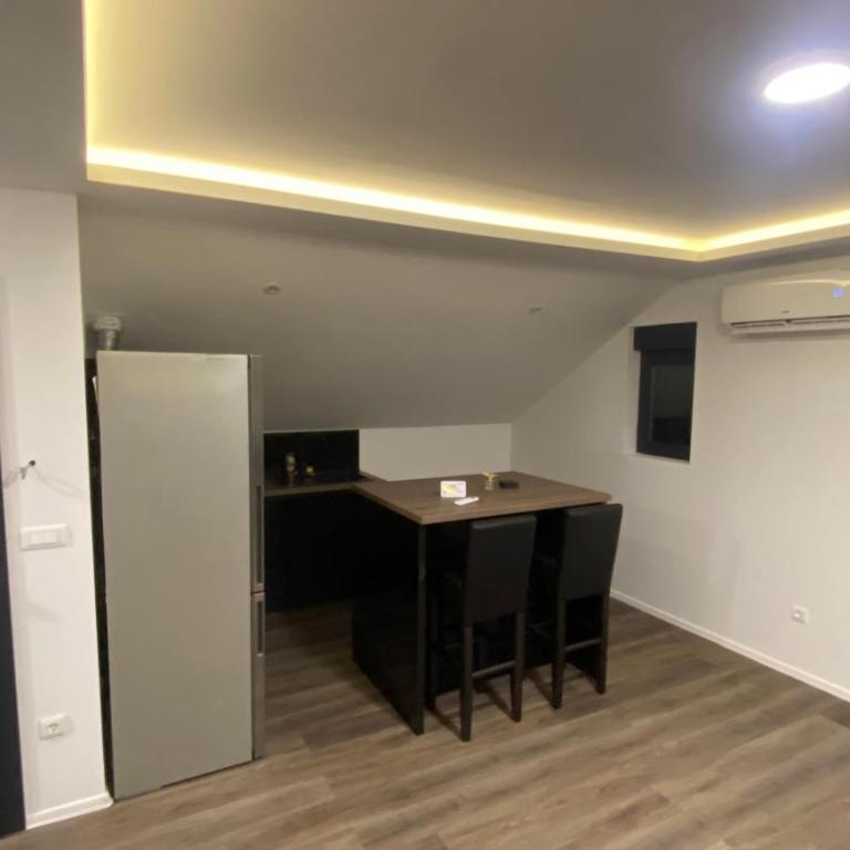 Cityview Holiday - Two-Bedroom Apartment - 16