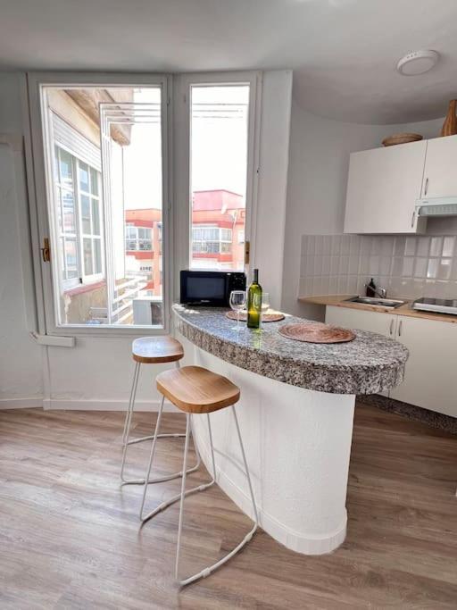 Piso Torres - Two-Bedroom Apartment - 1