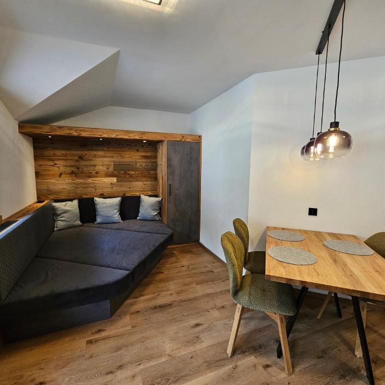Roasthof Apartments - Apartment mit 1 Schlafzimmer und Balkon - 7