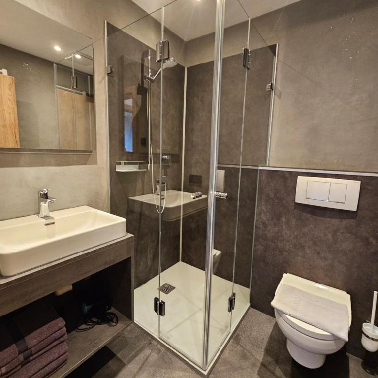 Roasthof Apartments - Apartment mit 1 Schlafzimmer und Balkon - 2