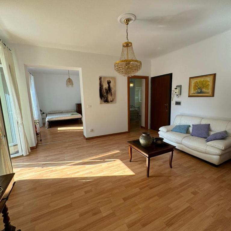 Casa Giulia - Appartamento con 2 Camere da Letto - 3