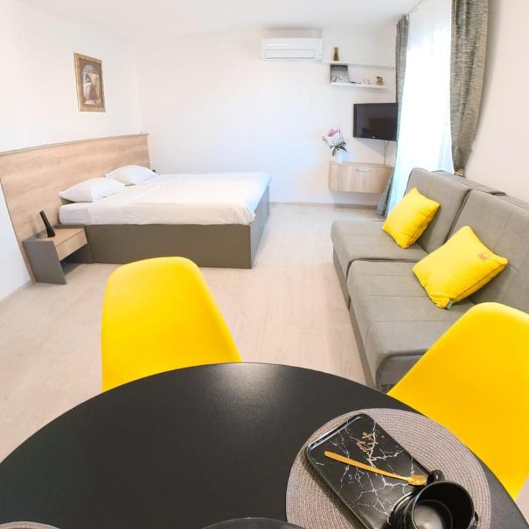 Studio Apartment Mia - free parking - One-Bedroom Apartment - 6