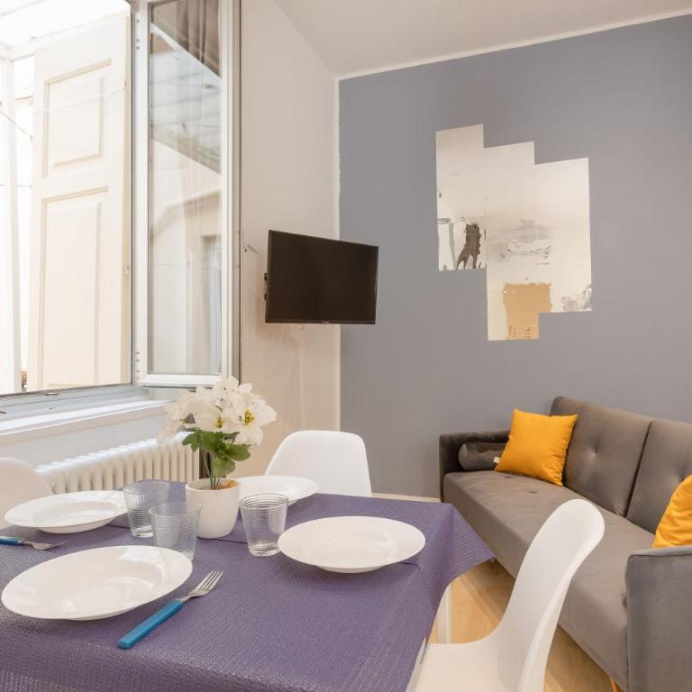 SnapStay Luxury apartments in centro a Trieste - Appartamento con 1 Camera da Letto - 2