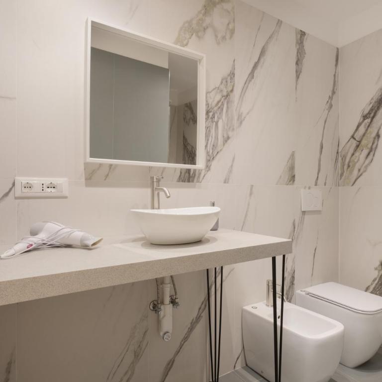 SnapStay Luxury apartments in centro a Trieste - Appartamento con 1 Camera da Letto - 7