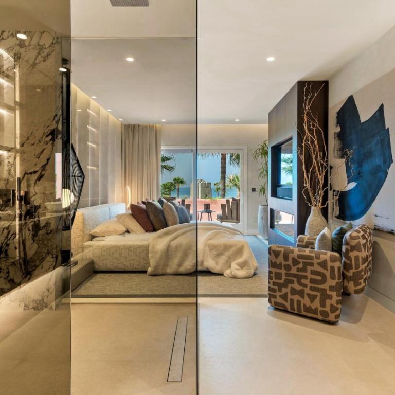 VACATION MARBELLA I The Signature Penthouse, Best Flat in Estepona, Sea View, Sauna, Communal and Indoor Pool, Gym, Private Heated Jacuzzi, Cutting-edge Amenities, High-End Renovation - Casa Deluxe de 4 dormitorios - Frente al mar - 34
