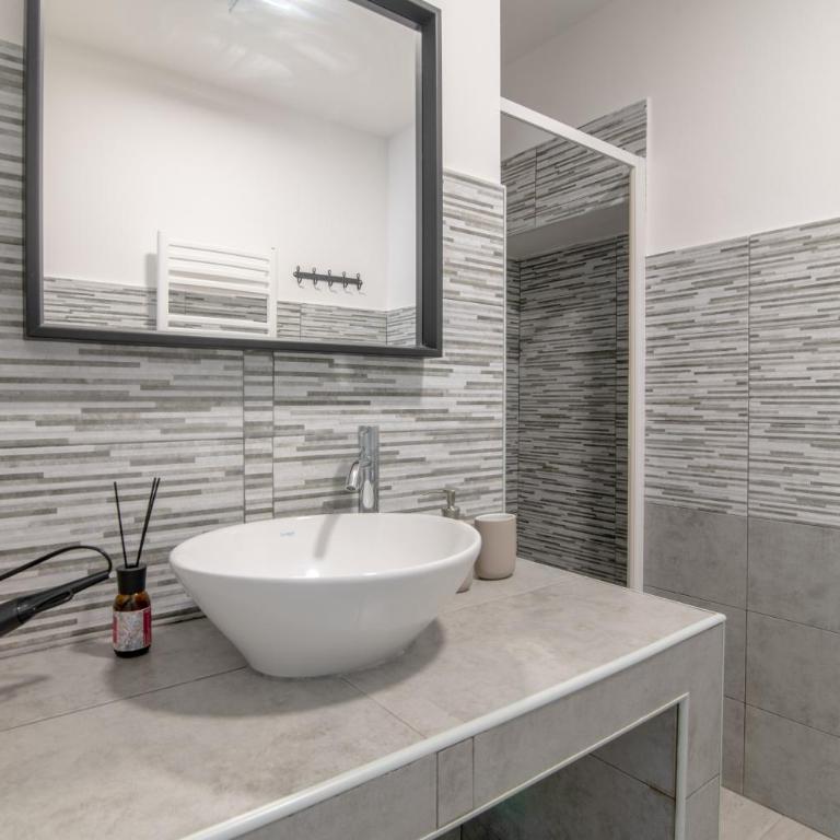 Appartamento Borgovico Antico - Appartamento con 2 Camere da Letto - 9