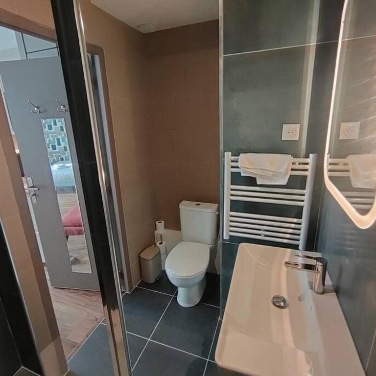 Appartement 1er étage sur cour aux Chartrons - Appartamento con 1 Camera da Letto - 10