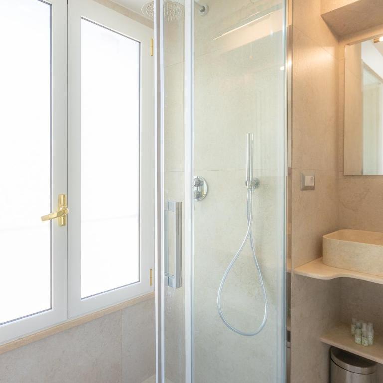 Amazing Domus Fontanella Borghese - Appartamento con 2 Camere da Letto - 21