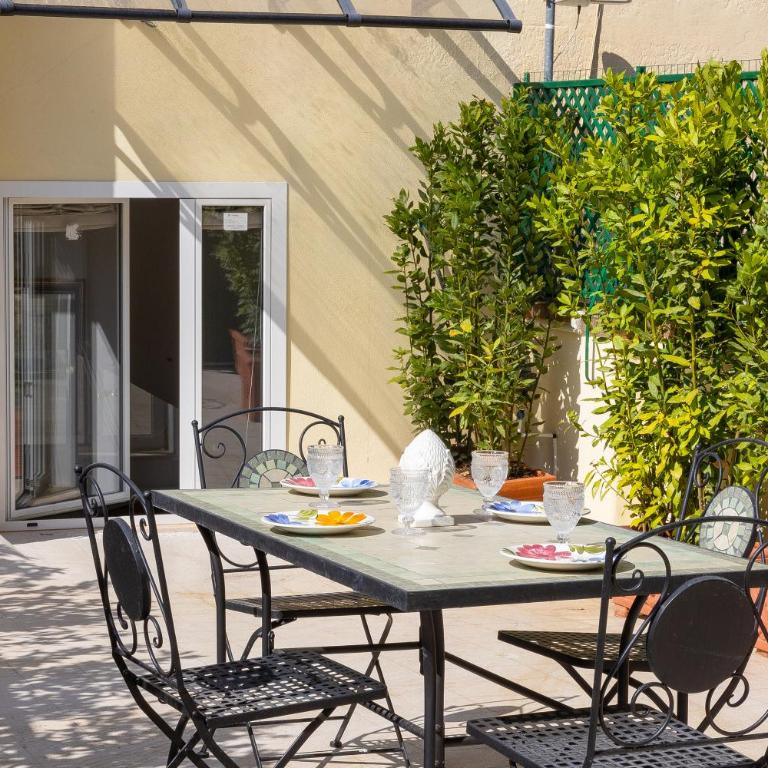 Amazing Domus Fontanella Borghese - Appartamento con 2 Camere da Letto - 8