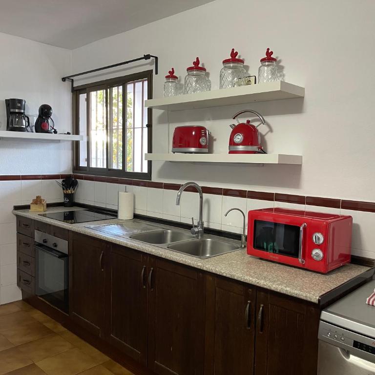 Private Villa Nerja, large private pool, gardens & Parking - Villa de 2 dormitorios - 12