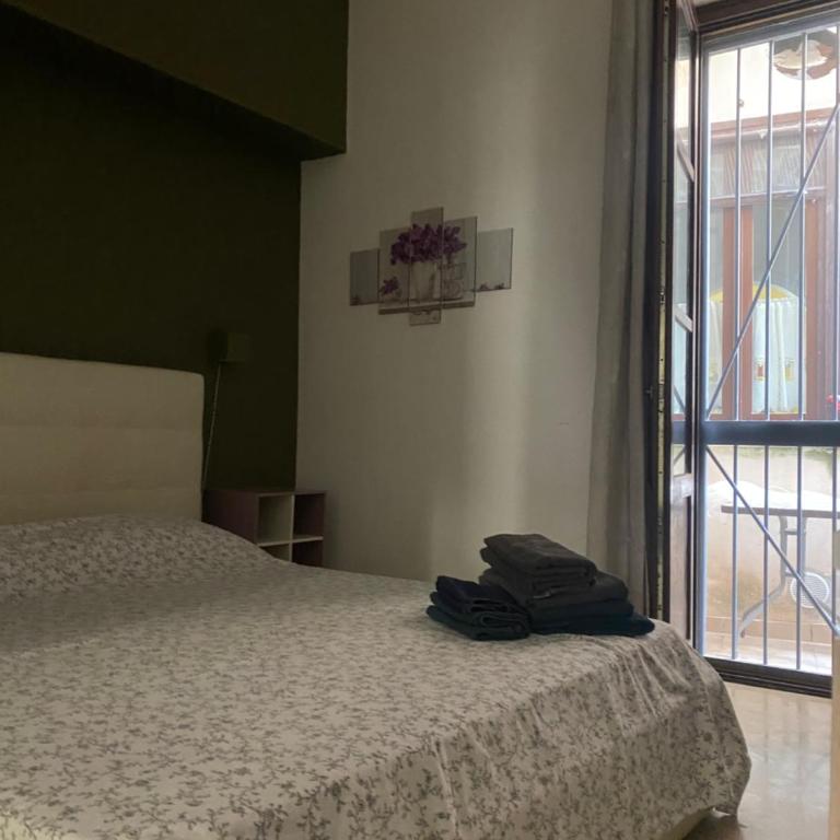 casa vacanze Maniace 80 - Appartamento con 1 Camera da Letto - 2