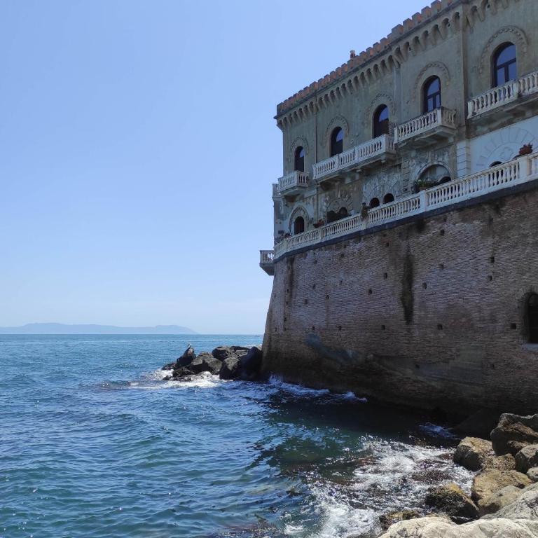 Holiday in Naples Vacanze Napoletane - Camera Matrimoniale con Balcone - 22