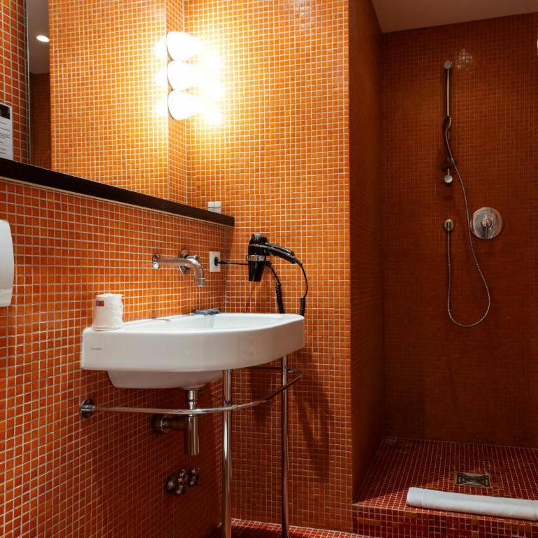 Hotel Burrhus - Chambre Lits Jumeaux Standard - 2
