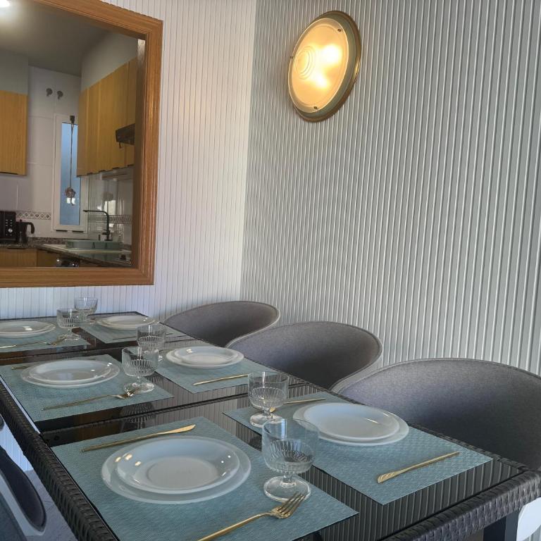 Cullera Beach Oasis - Two-Bedroom Apartment - 17