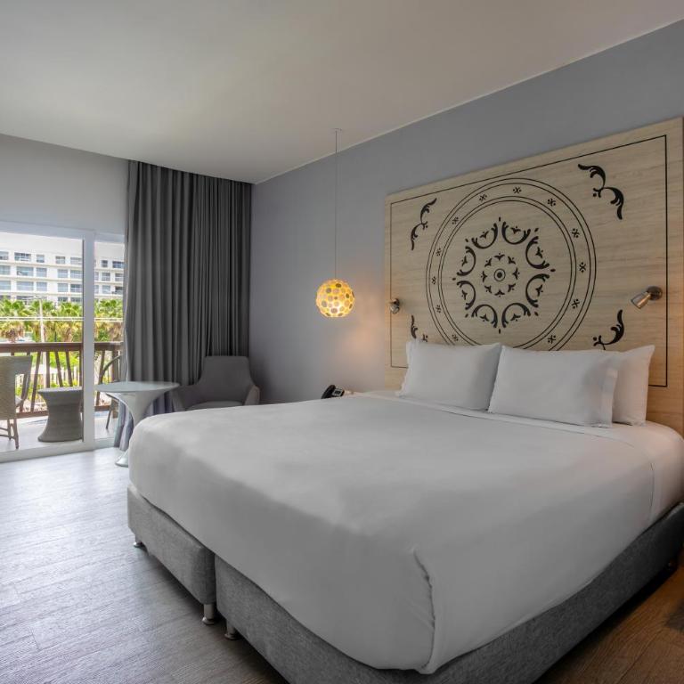 Grand Sirenis Karmairí - Habitación Deluxe con cama extragrande - 1