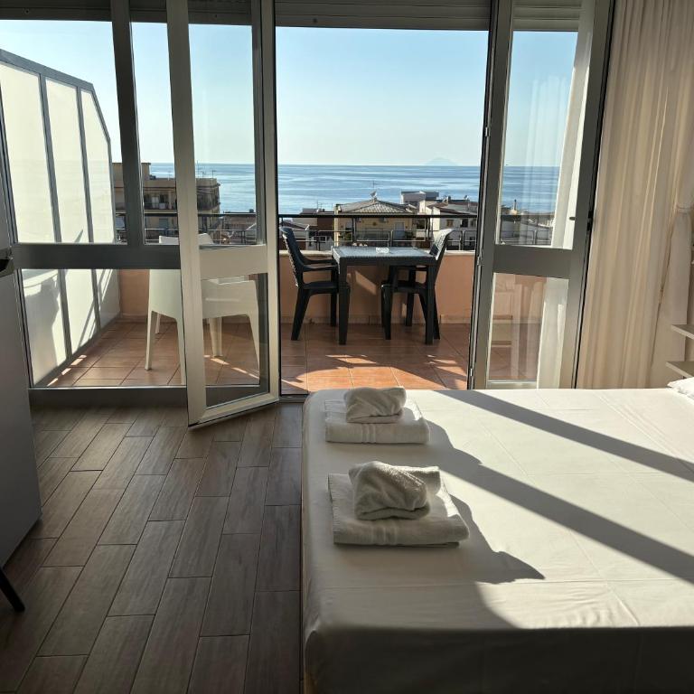 Blue Sky Apartments - Appartamento Monolocale con Vista Mare - 2