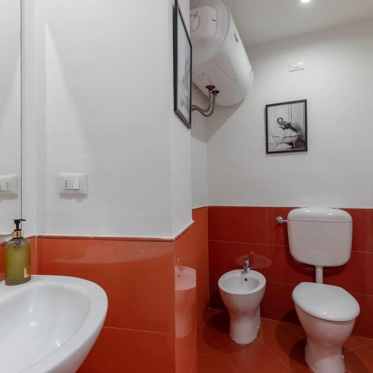 Charming Loft Near the Duomo Cathedral - Loft - 11