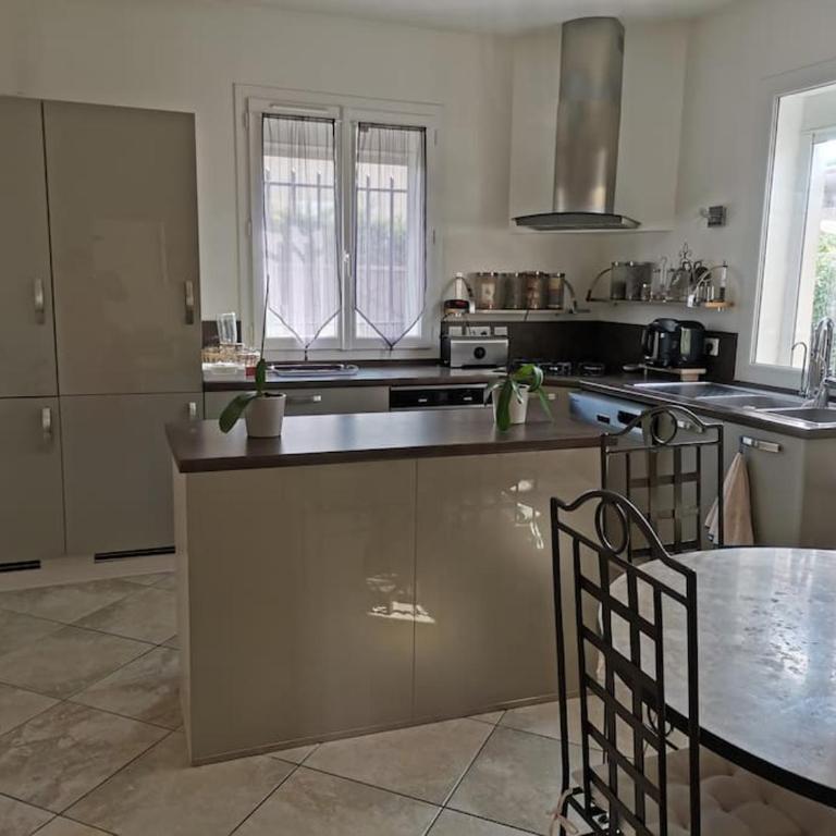 Location Villa 66m2 - La Londe Les Maures - 4 personnes - Casa de 2 dormitorios - 9