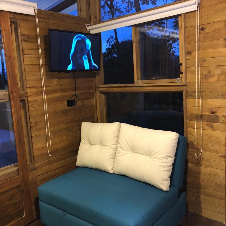 Cabaña tipo glamping en finca cafetera con zonas verdes, avistamiento de aves, paisaje cafetero - One-Bedroom Chalet - 22