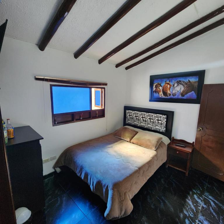 HOSPEDAJE DE GUATAVITA - Habitación Doble con baño privado - 2