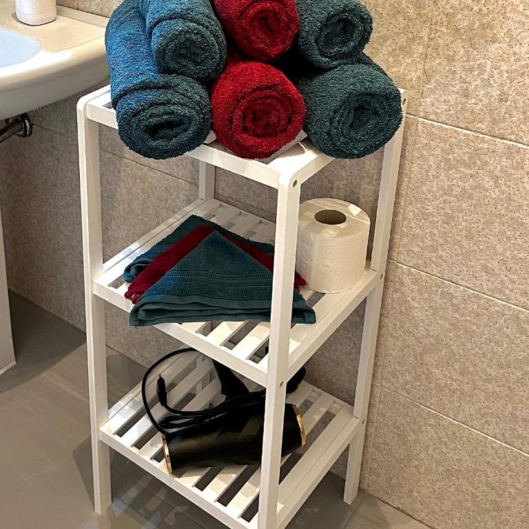 Lilia Charming Flat - Two-Bedroom Apartment - 11