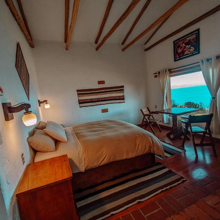 Ecolodge K'arasirca - Habitación Familiar con vistas al lago - 3