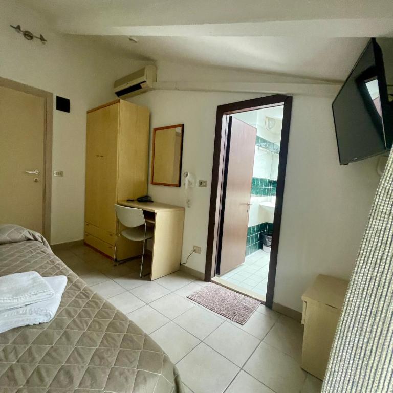 Hotel Adler - Camera Singola Economy - 2