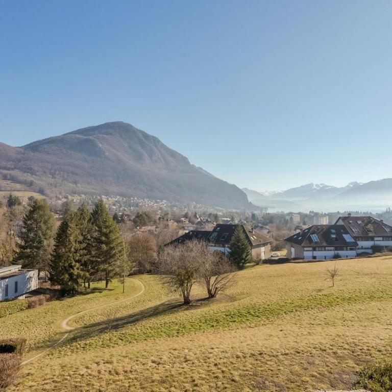 Le Sainte Anne- appartement avec vue Lac - Apartment - 9
