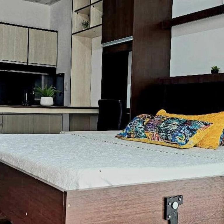 Super céntrico departamento en Equipetrol - Apartamento de 1 dormitorio - 1