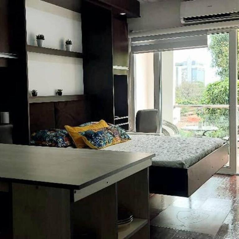Super céntrico departamento en Equipetrol - Apartamento de 1 dormitorio - 12