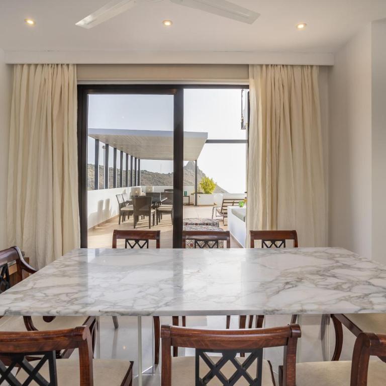 LuxLiving Tenerife Villa Hortalaya HEATED POOL - Villa Superior - 19