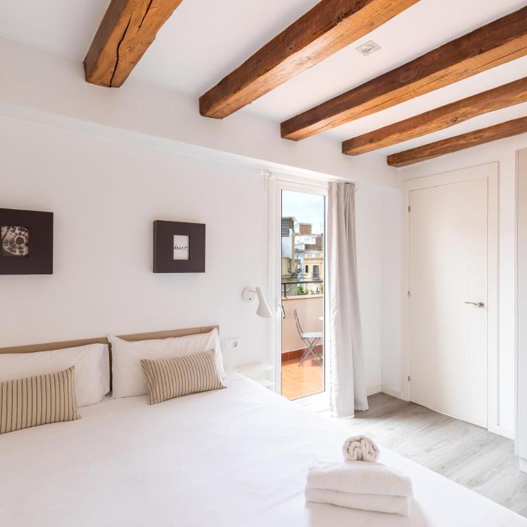 Decô Apartments Barcelona-Sants - Penthouse Apartment - 5