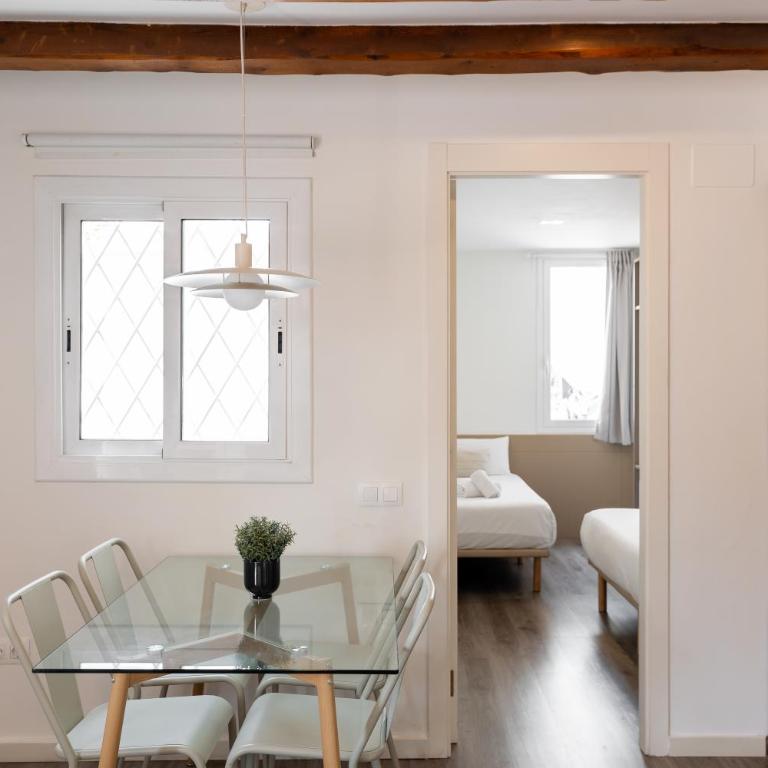 Decô Apartments Barcelona-Sants - Penthouse Apartment - 10