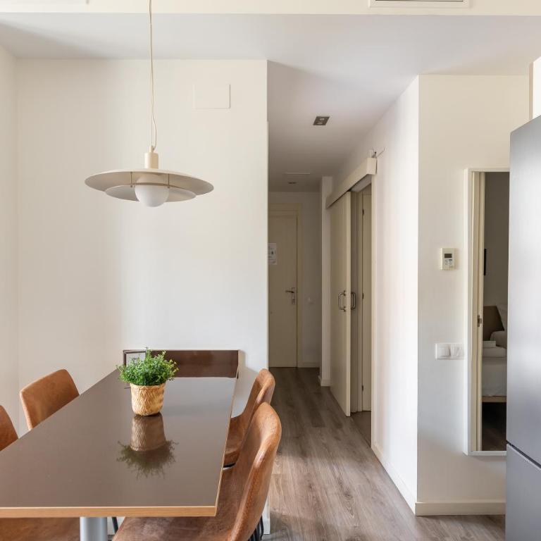 Decô Apartments Barcelona-Sants - Apartment - 5