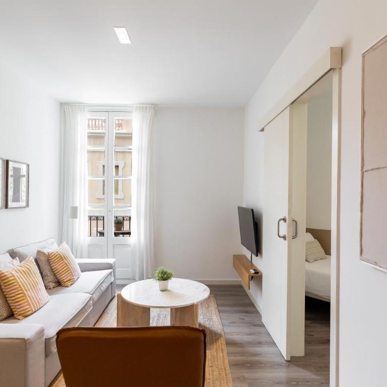 Decô Apartments Barcelona-Sants - Apartment - 22