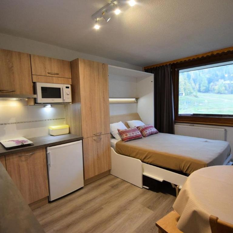 Résidence Le France - Studio Cabine 3/4 pers- LE FRANCE - 632FR - PLAGNE CENTRE - pied des pistes MAE-9304 - Studio - 4