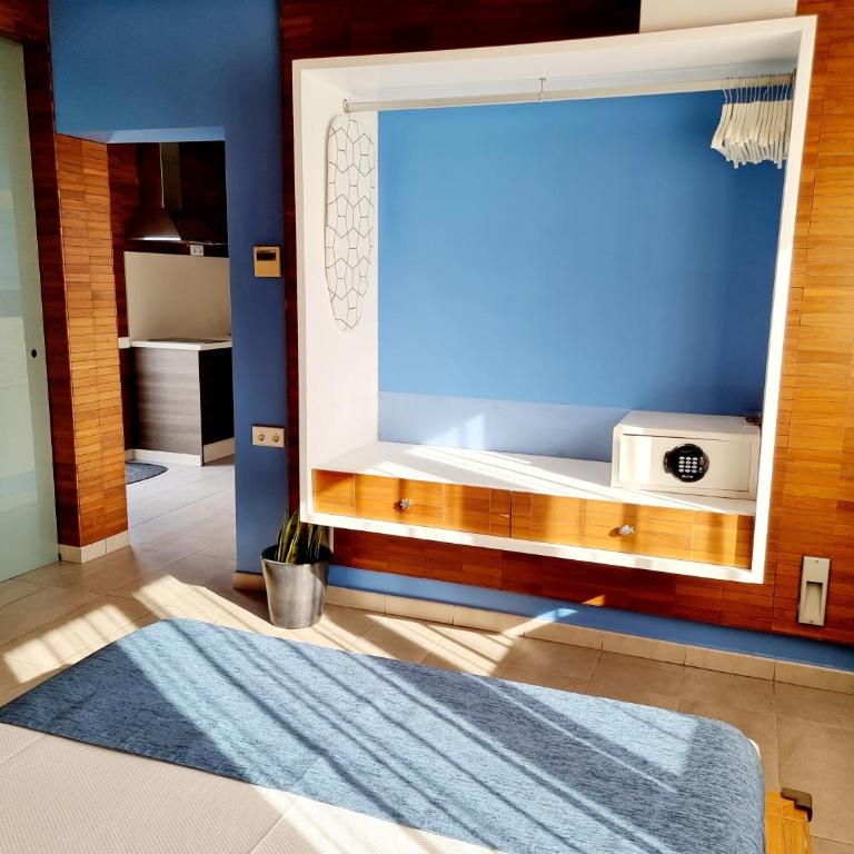 Apartamentos El Arrecife - Studio with Sea View and Spa Bath (2 Adults) - 1