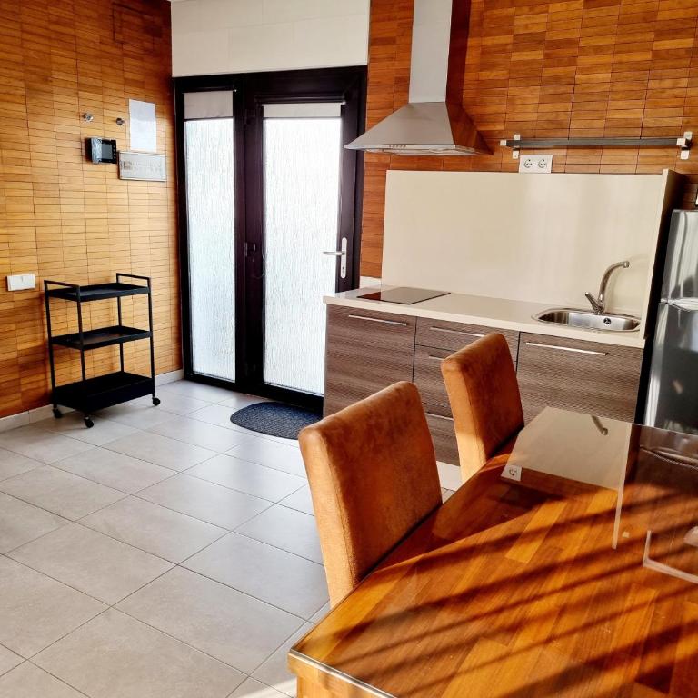 Apartamentos El Arrecife - Studio with Sea View and Spa Bath (2 Adults) - 6