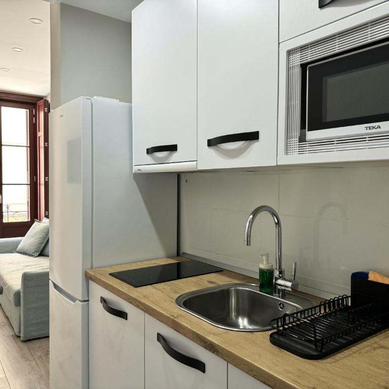PlazaMayorSuites - Studio Apartment V - 4