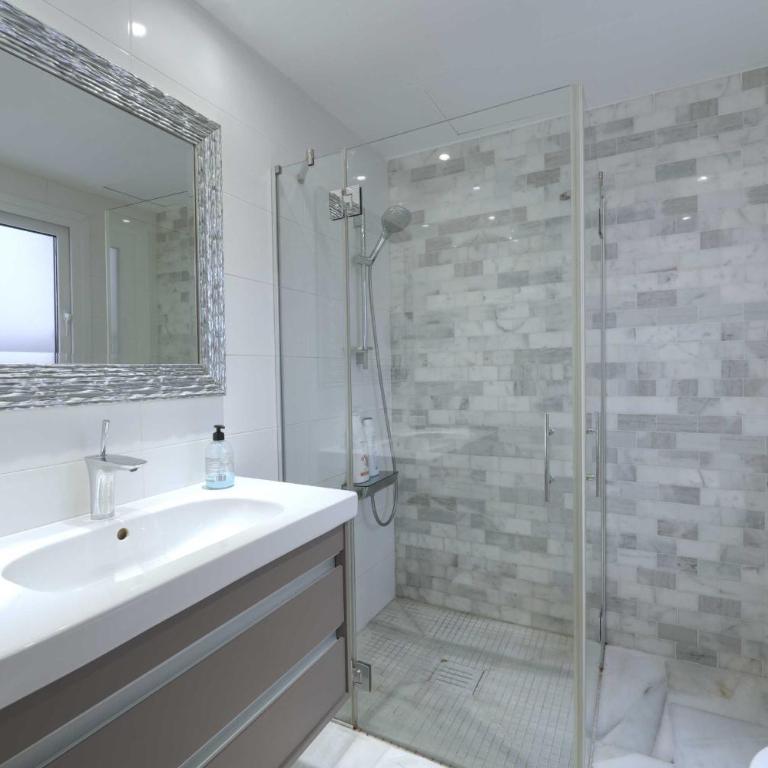 2039 Cozy Beachfront Apartment on Golden Beach - Apartamento - Planta baja - 14