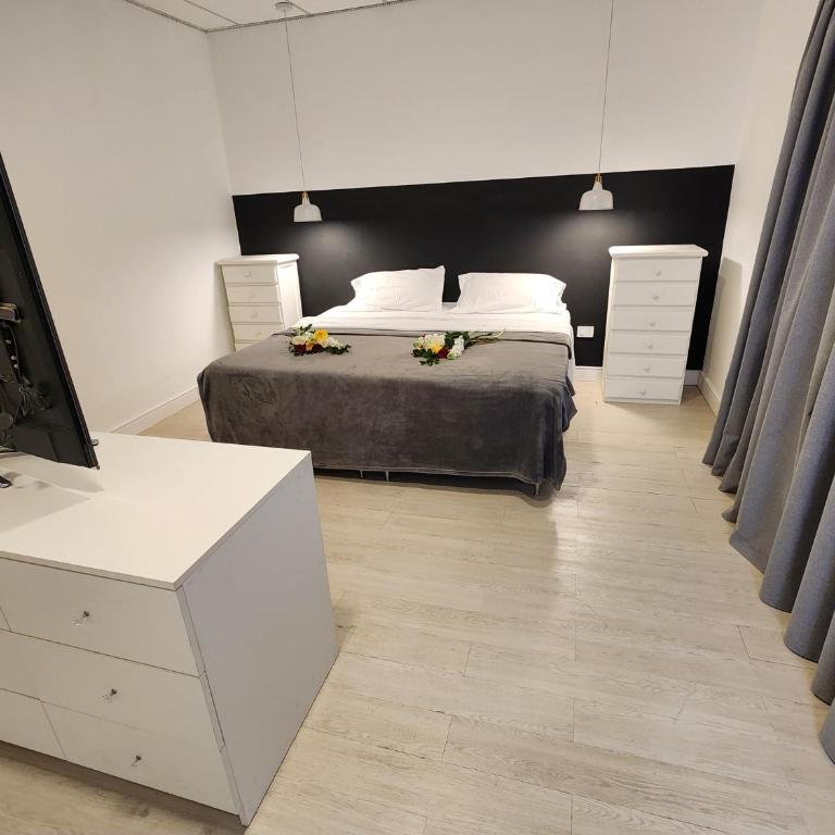 Casa centrica, cómoda y amplia - Two-Bedroom House - 8