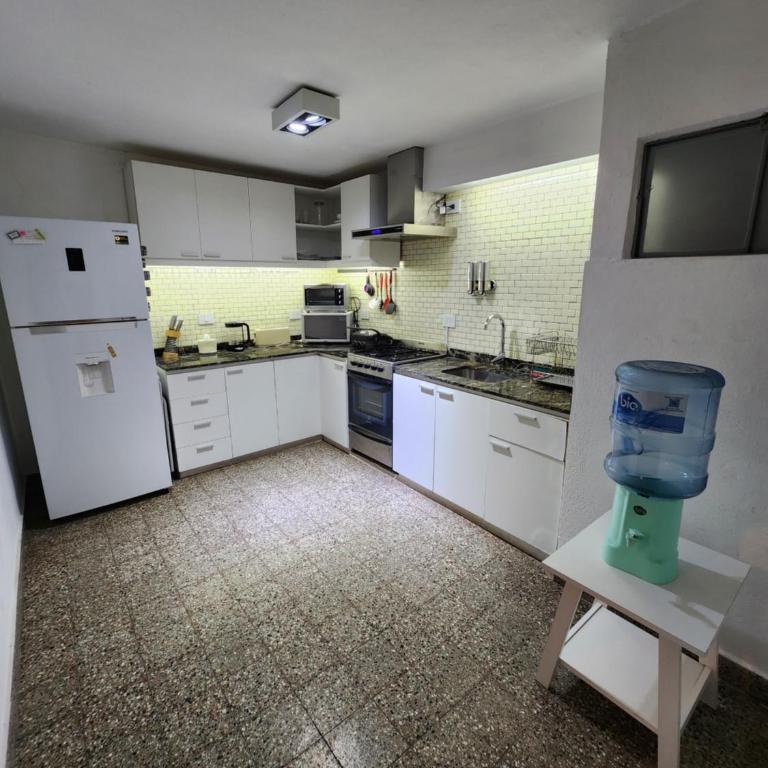 Casa centrica, cómoda y amplia - Casa de 2 dormitorios - 4