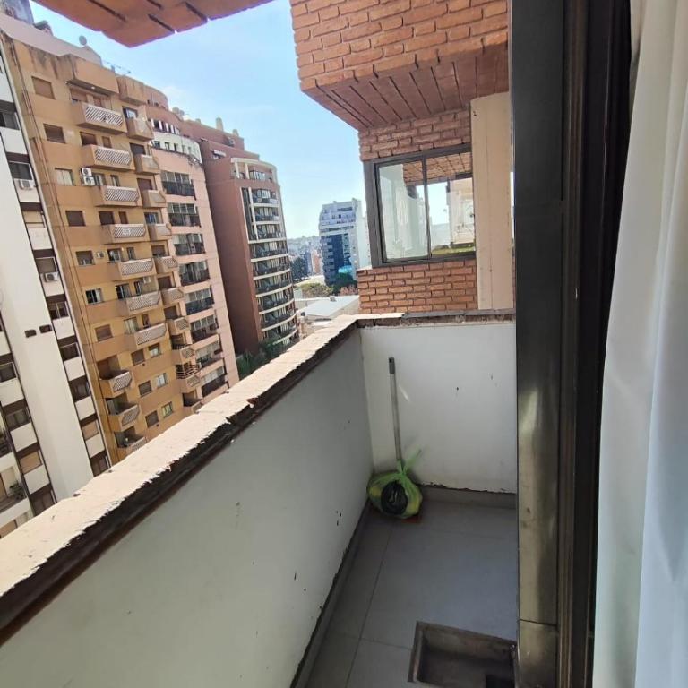HERMOSO MONOAMBIENTE en el corazón de Nueva Córdoba - One-Bedroom Apartment - 3
