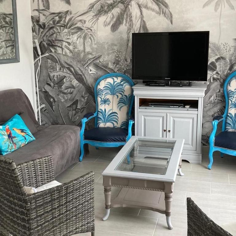 Maison proche plage avec jardin, prêt vélos, internet et espace lingerie - FR-1-426-545 - Ferienhaus - 28